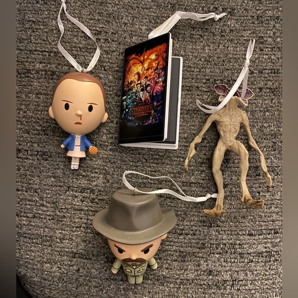Stranger things - Picture 1 of 4